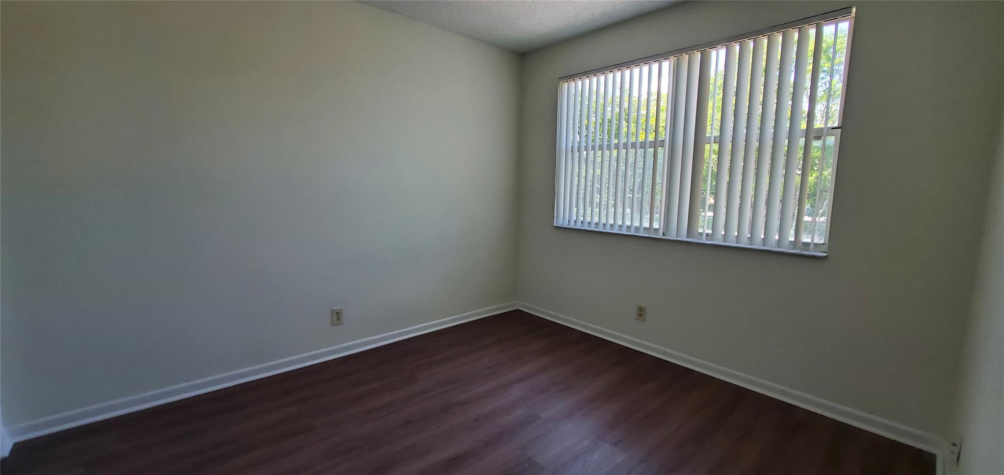 Edgewater Condo - Residential Lease