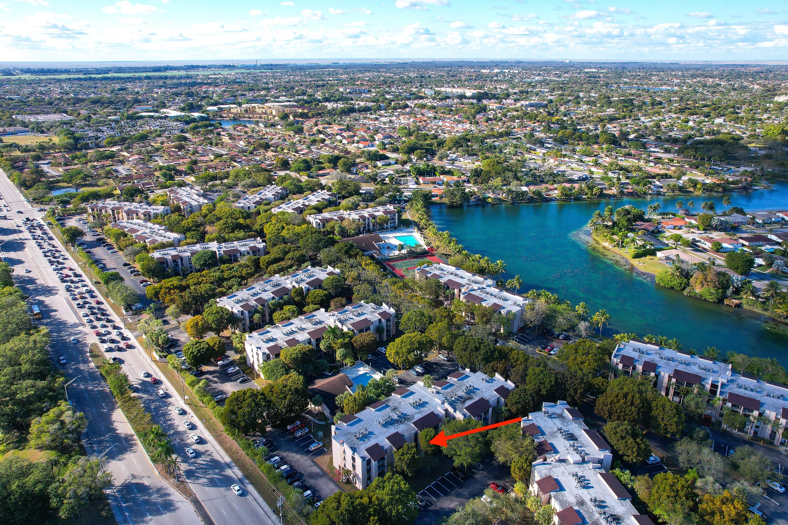 PROMENADE AT KENDALE LAKES - Residential