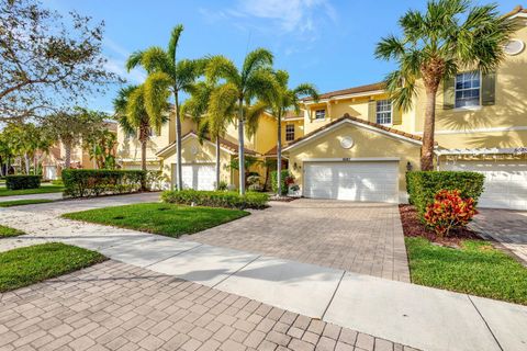 5087 Dulce Court Palm Beach Gardens FL 33418