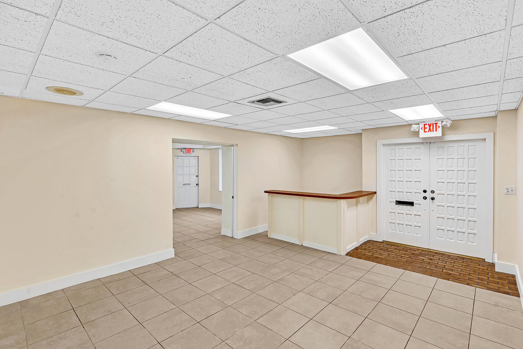 317 N Krome Avenue 313-317-319