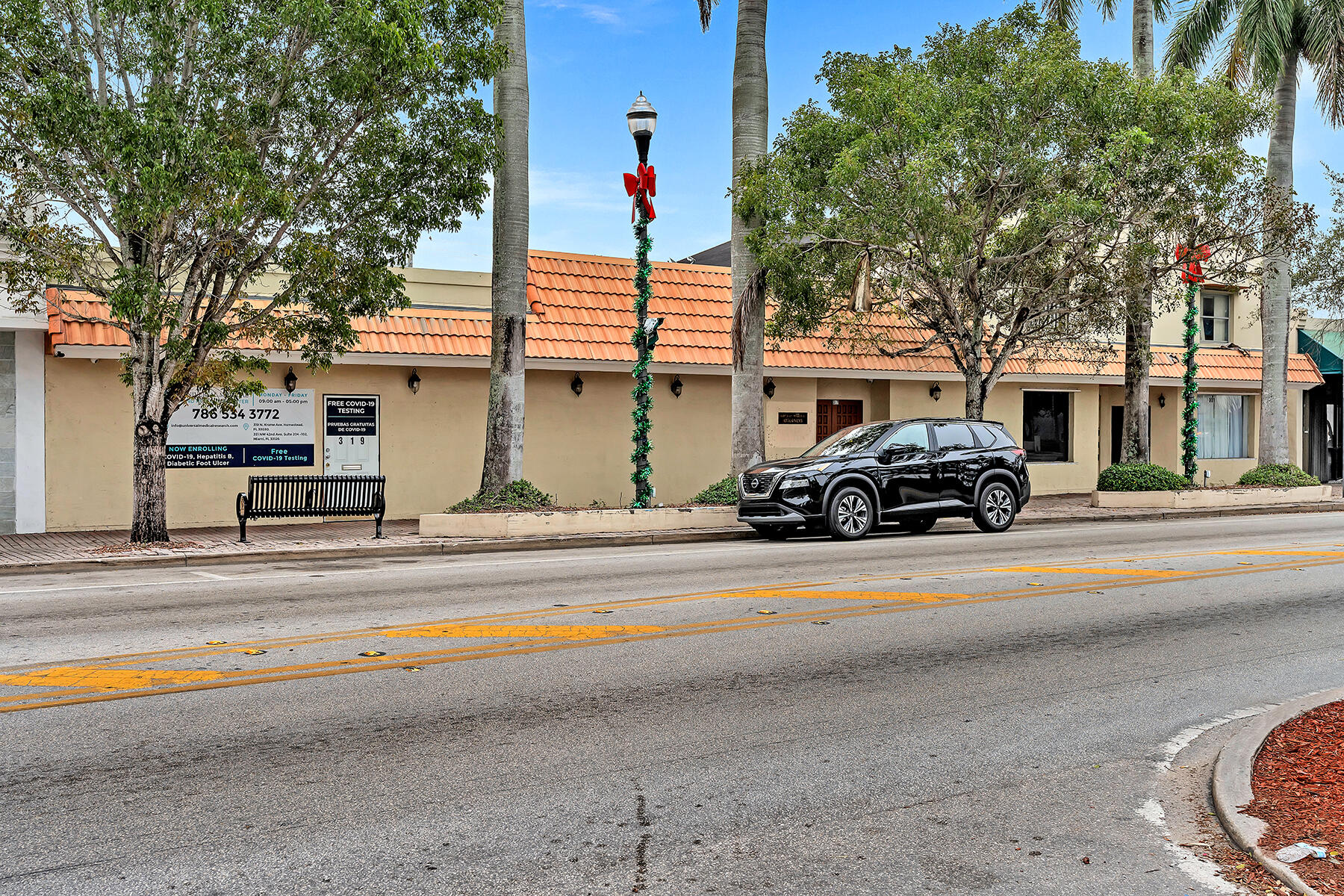 317 N Krome Avenue 313-317-319