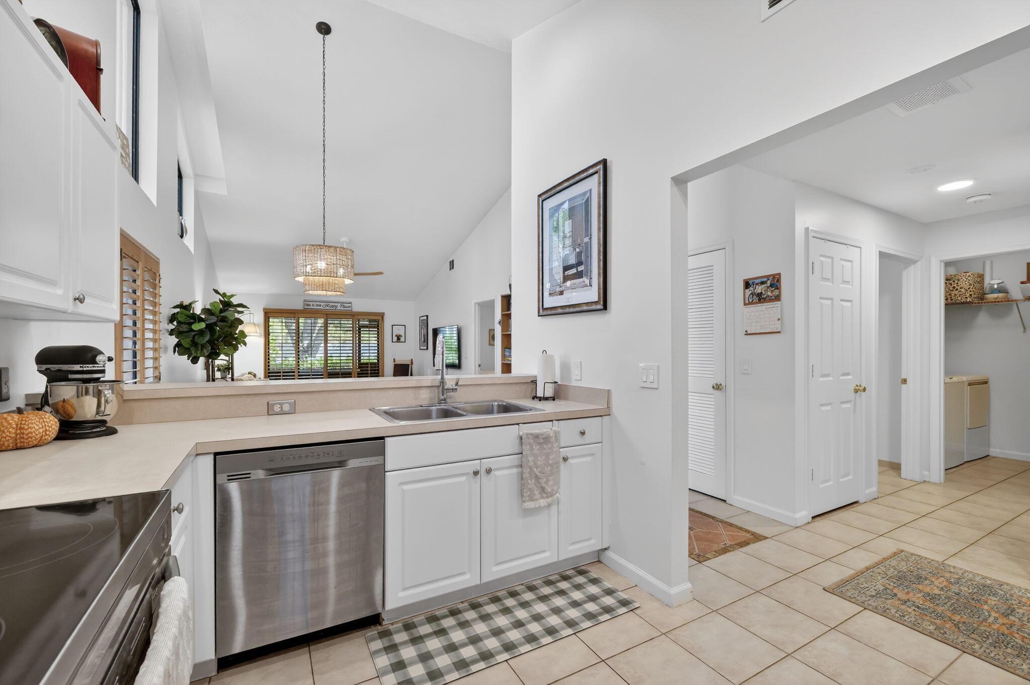 THE CROSSINGS - Residential