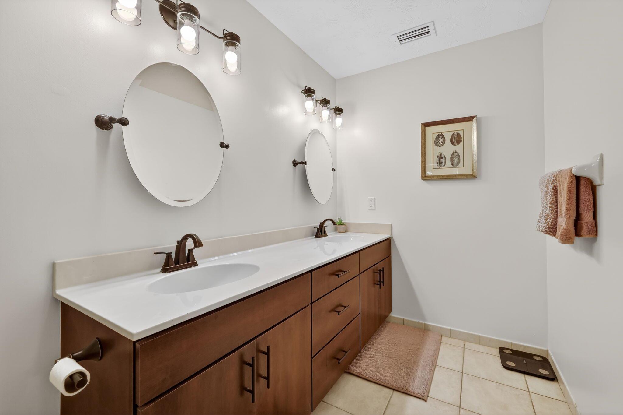 THE CROSSINGS - Residential