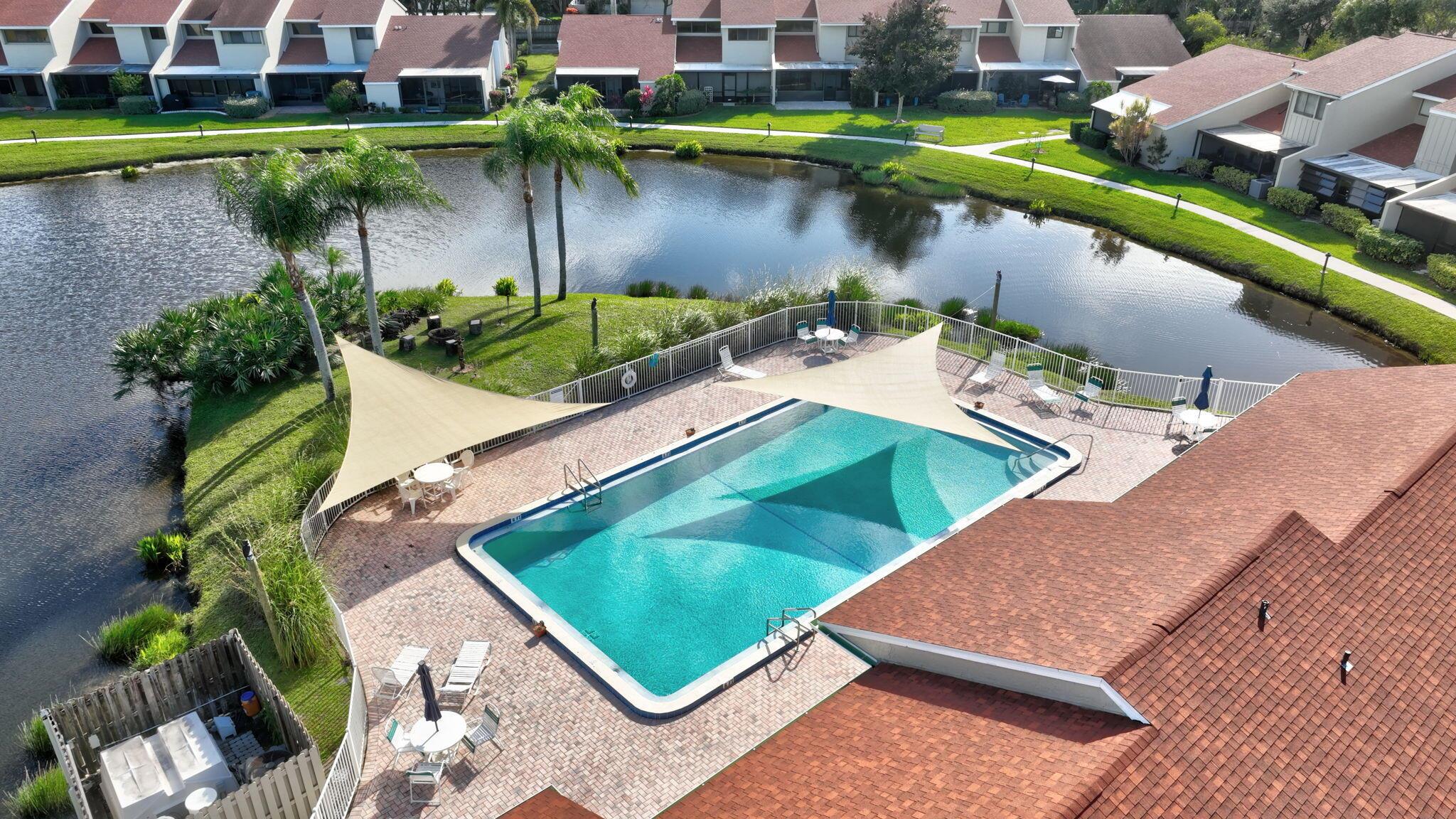 THE CROSSINGS - Residential