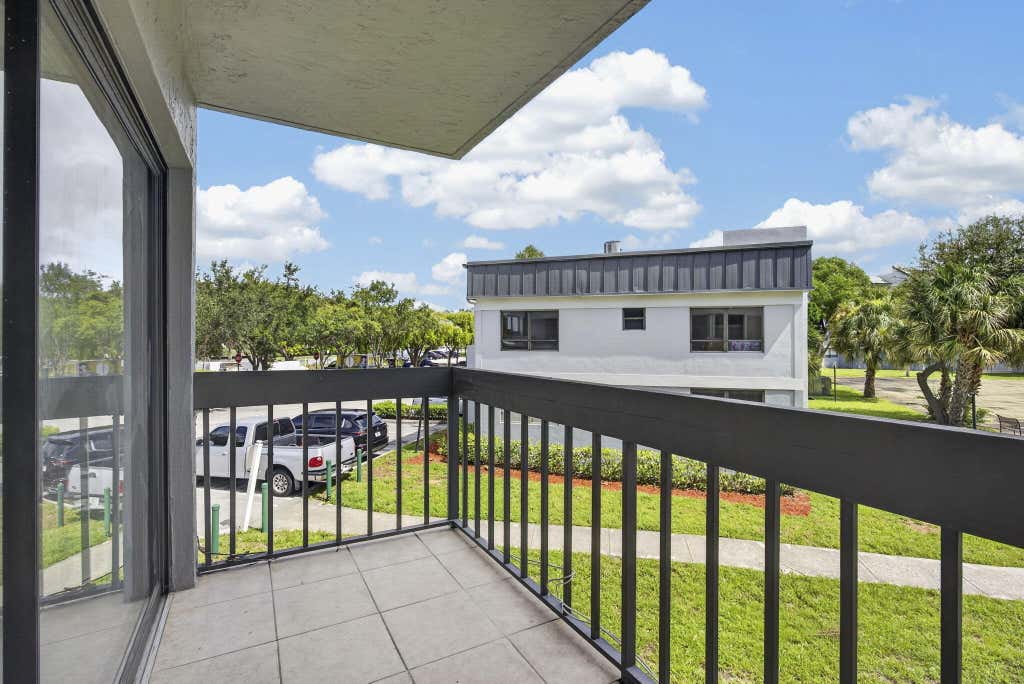 Photo of 1900 N CONGRESS Avenue #201, West Palm Beach, FL 33401 (MLS # B26061968)