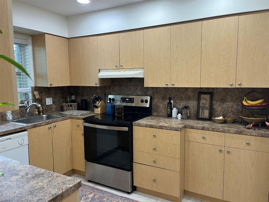 A Very nice duplex in a quiet neighborhood close to a great, clean, quiet beach, shopping, many schools, and
 community pools. Perfect for relaxing or getting out and about in Delray Beach. One apartment is very handicap
 accessible. Easy enter ramp from parking. Easy access shower too. This is a safe, clean neighborhood to walk, bike, drive, even cart around. Just 7 blocks from Atlantic Ave. Close enough to the nightlife and far away for the quiet times. Less than 2 miles from public swimming pools. Just one mile to the BEACH! The property is in a "RO" zoned neighborhood, so go ahead and have your small professional office with a Delray Beach address and live there too.
If you have a desire to change the building, GO FOR IT! The city is very easy to work with on designs.