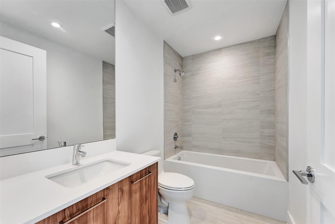 SELENE OCEANFRONT RESIDEN - Residential