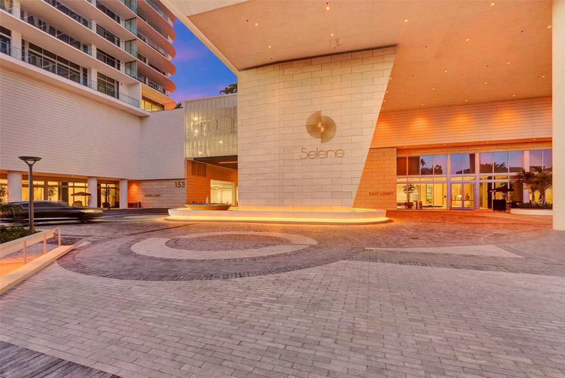 SELENE OCEANFRONT RESIDEN - Residential