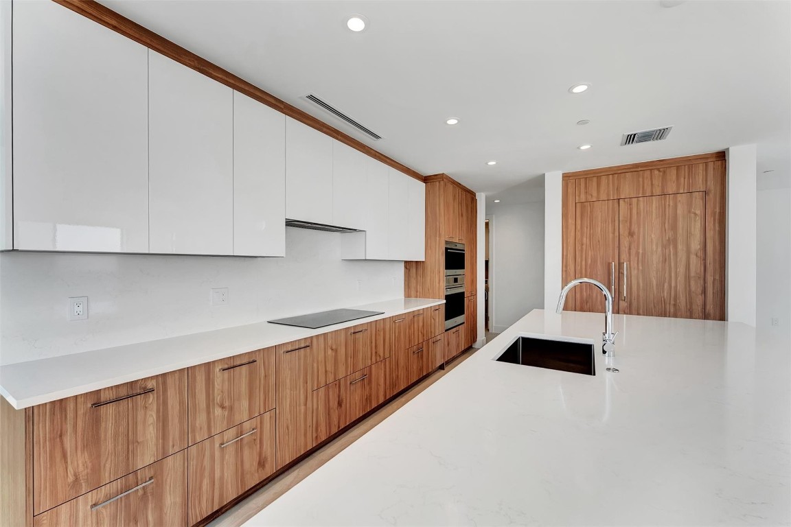 SELENE OCEANFRONT RESIDEN - Residential