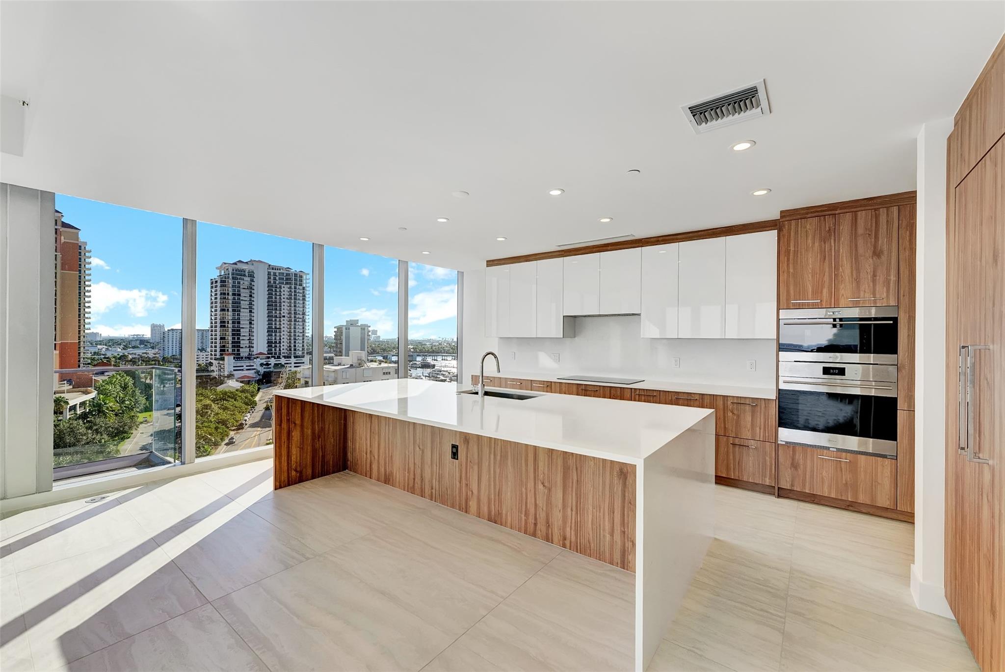 SELENE OCEANFRONT RESIDEN - Residential