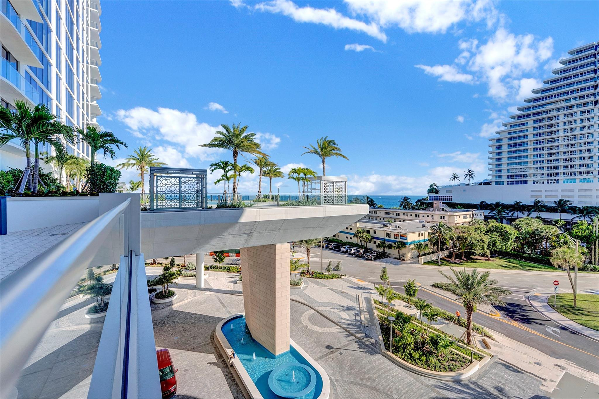 SELENE OCEANFRONT RESIDENCE - Residential