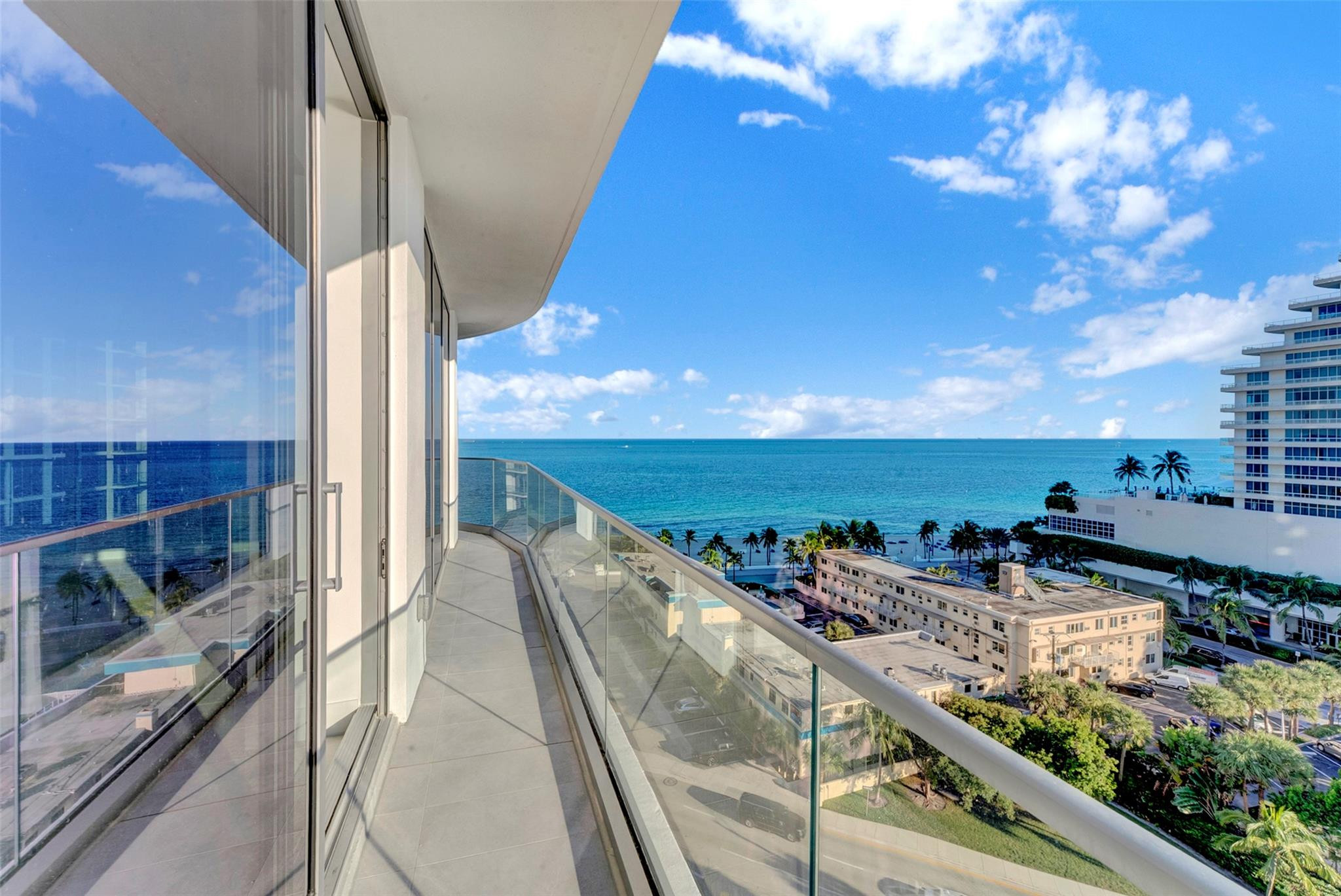 SELENE OCEANFRONT RESIDENCE - Residential
