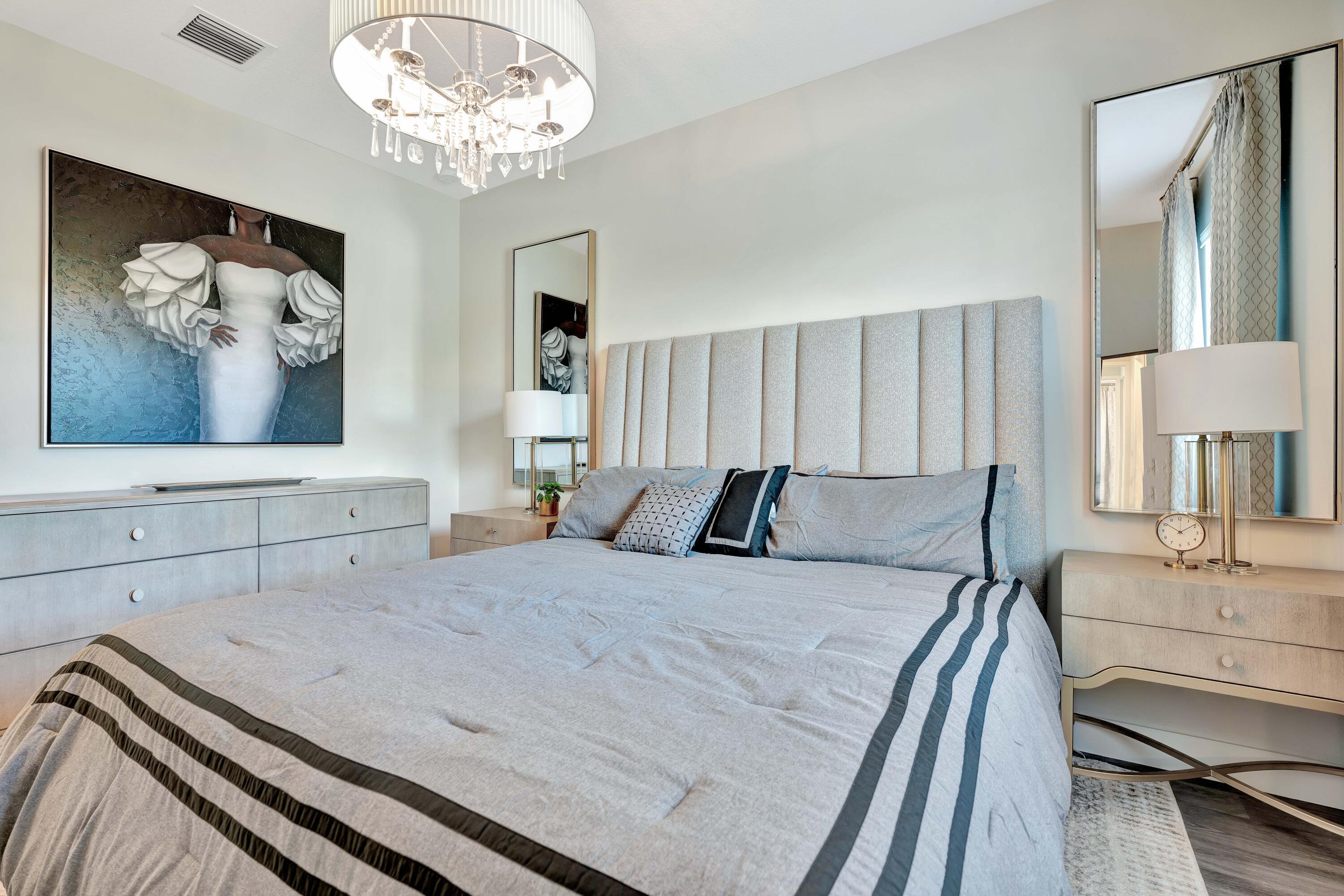 POINTE MIDTOWN - Residential Lease