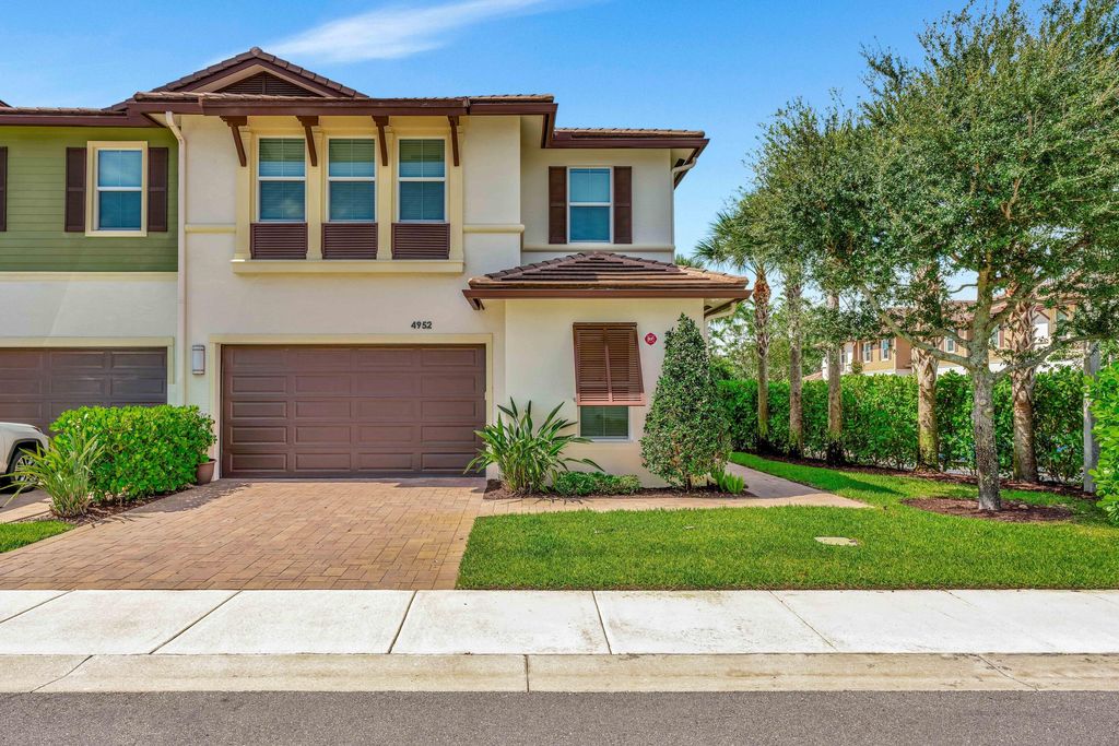 Photo of 4952 Pointe Midtown Way, Palm Beach Gardens, FL 33418 (MLS # B26025129)