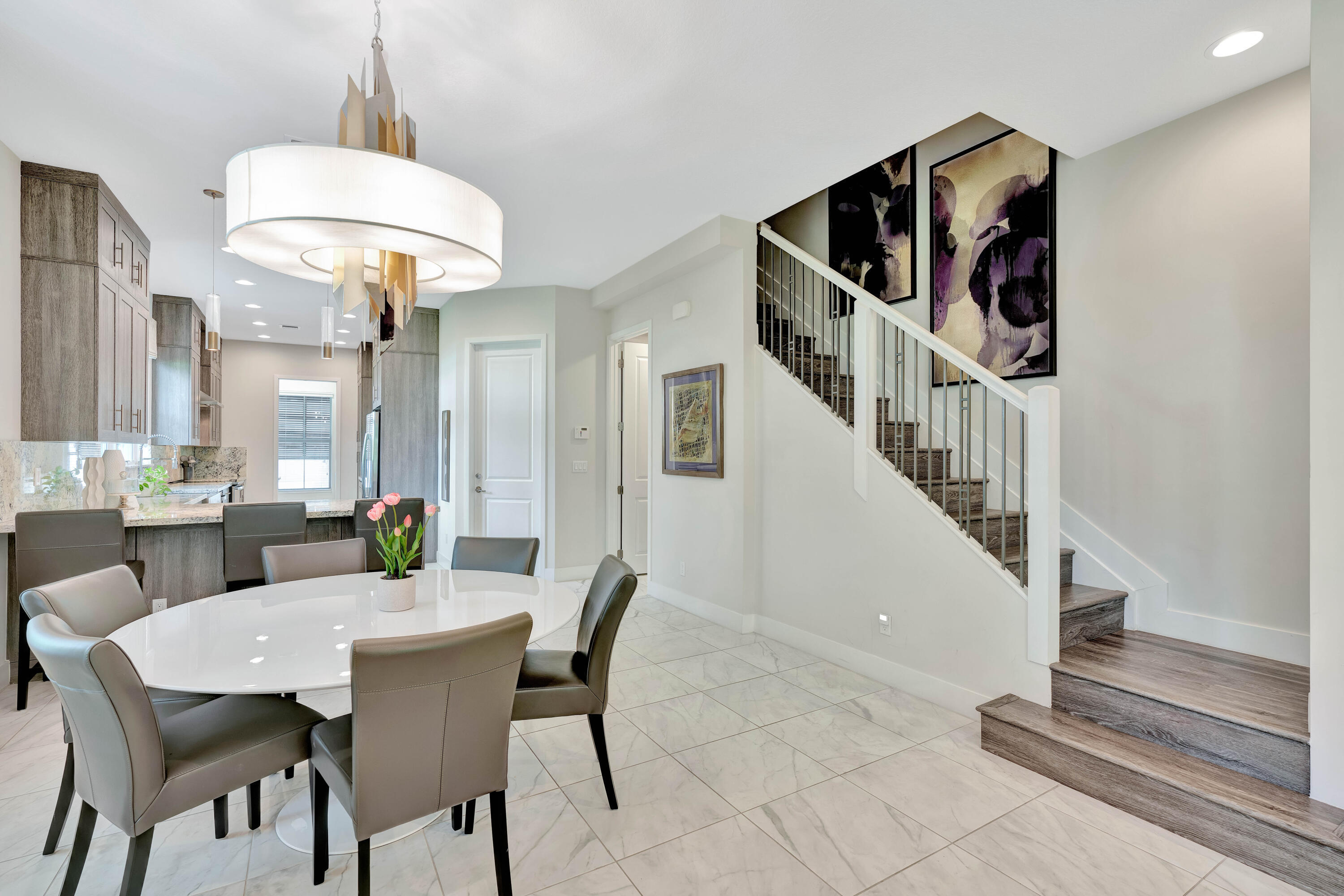 POINTE MIDTOWN - Residential Lease