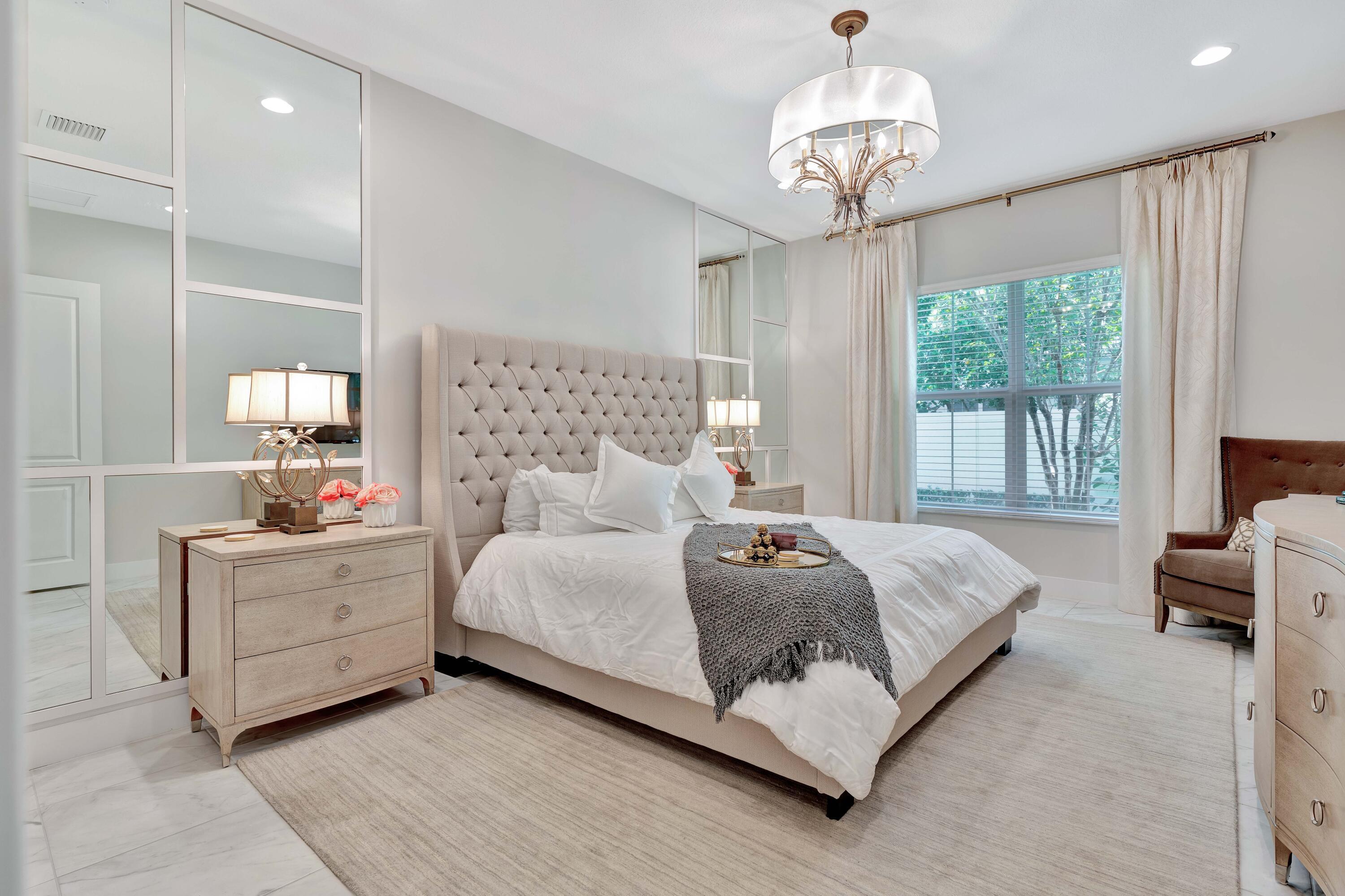 POINTE MIDTOWN - Residential Lease