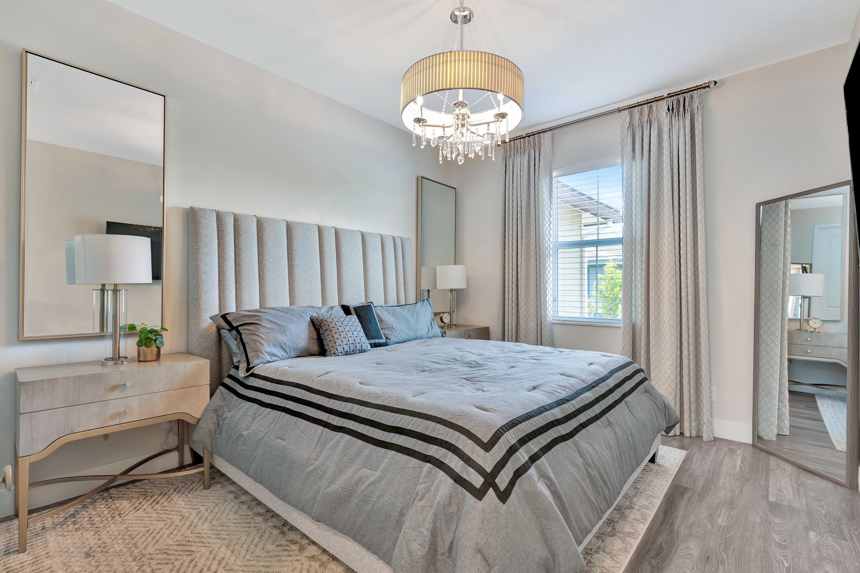 POINTE MIDTOWN - Residential Lease