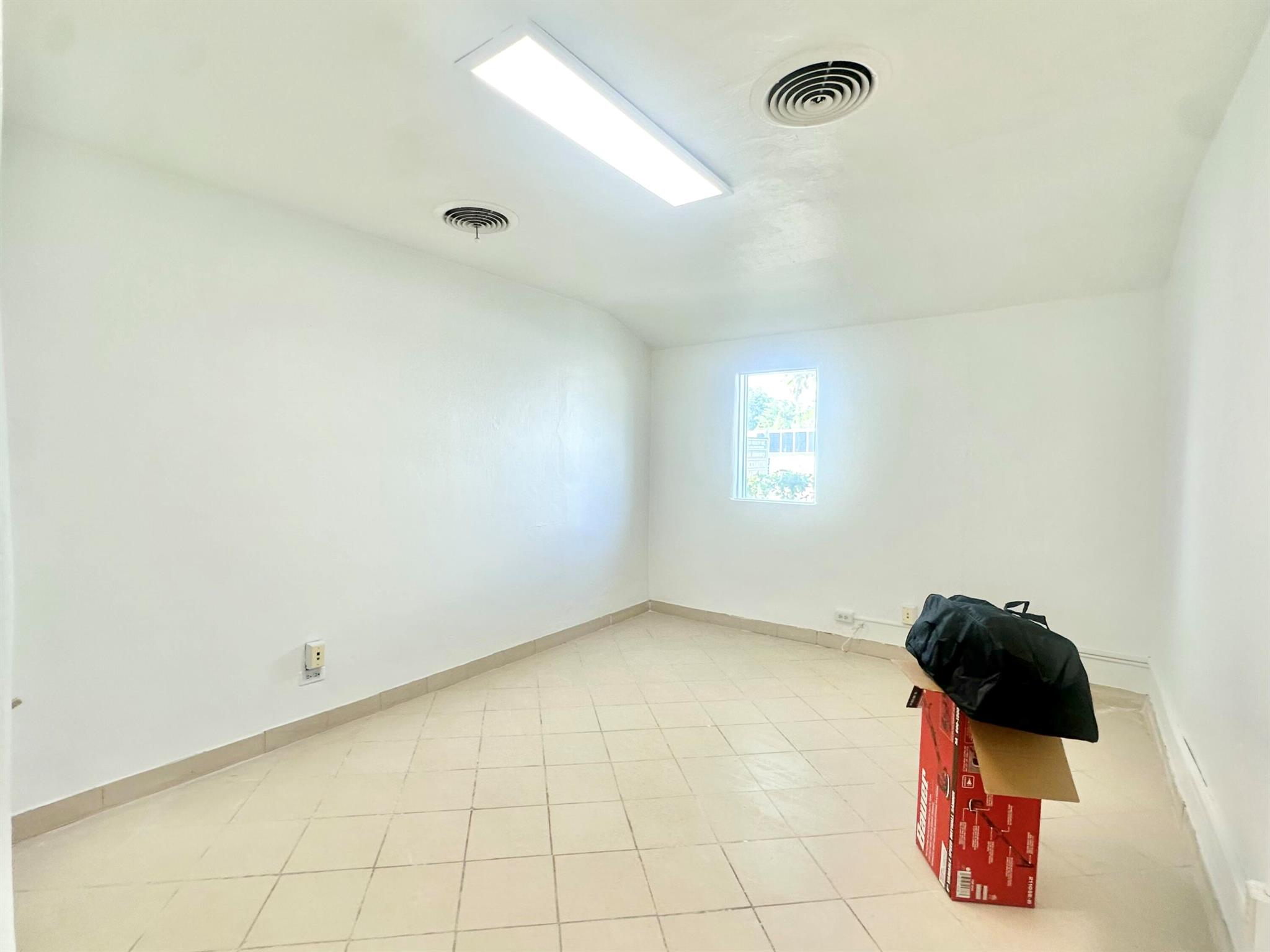 NORTHWOOD ADD - Commercial Lease