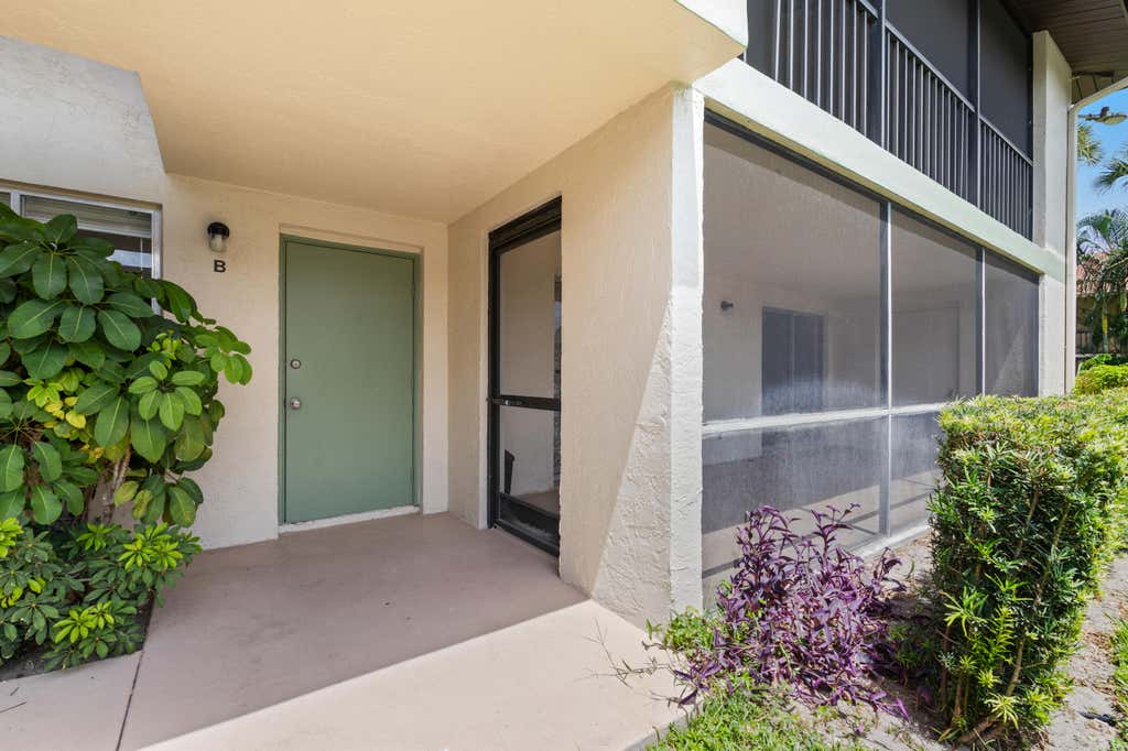 Photo of 6446 Chasewood Drive #b, Jupiter, FL 33458 (MLS # B26058499)
