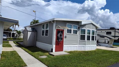 A home in Moore Haven