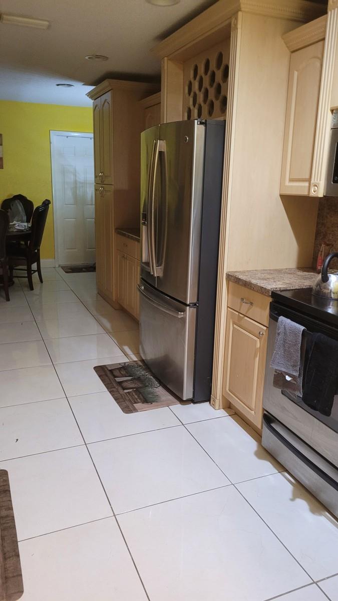 Westwood Community 3 77-4 - Residential Lease