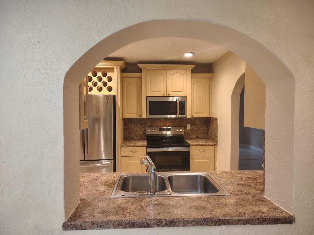 Westwood Community 3 77-4 - Residential Lease