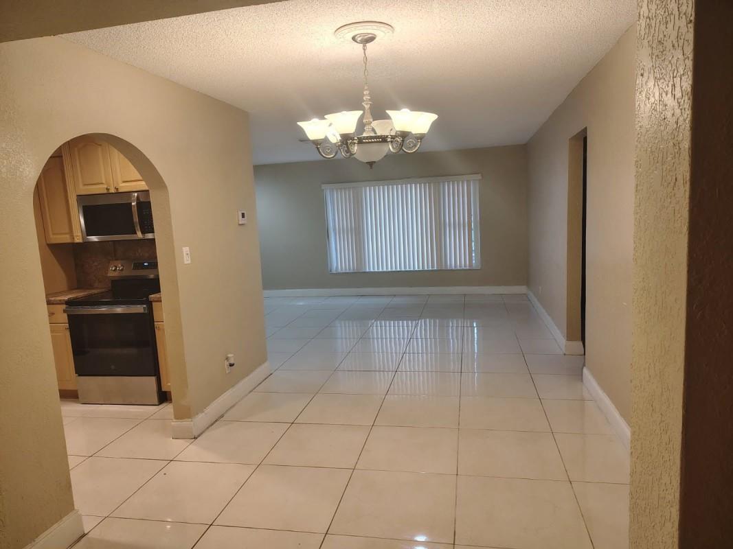 Westwood Community 3 77-4 - Residential Lease