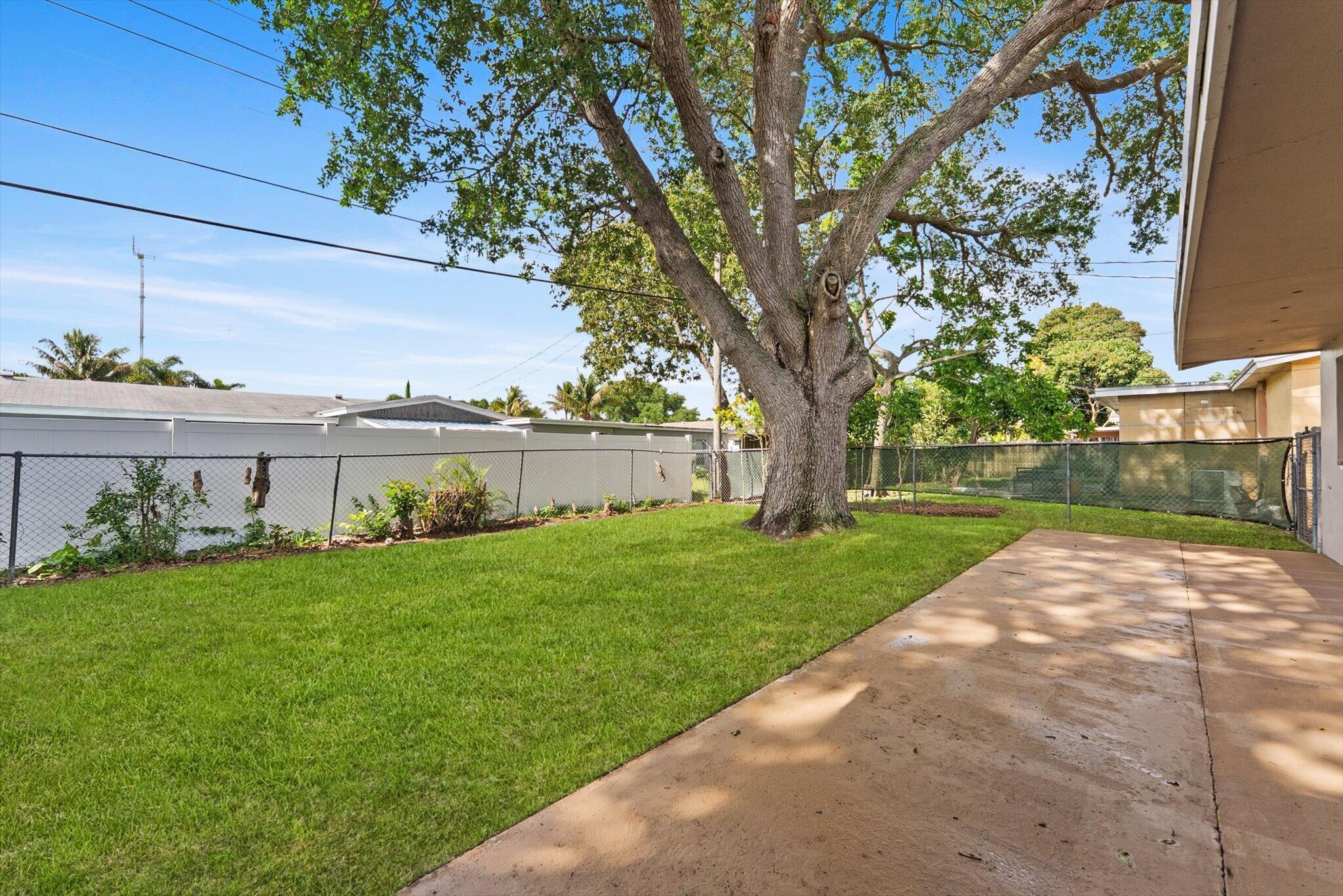 MIRAMAR ISLES SECTION 4 REPLAT - Residential