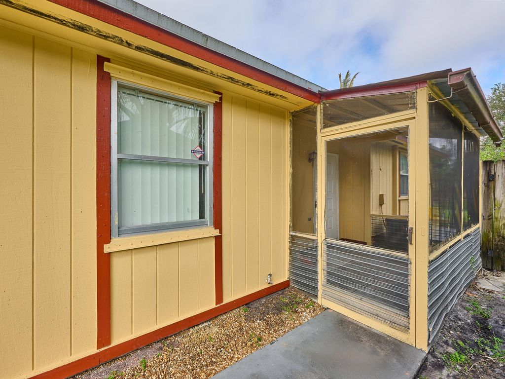 Photo of 5291 NW 6th Court, Delray Beach, FL 33445 (MLS # R11048164)