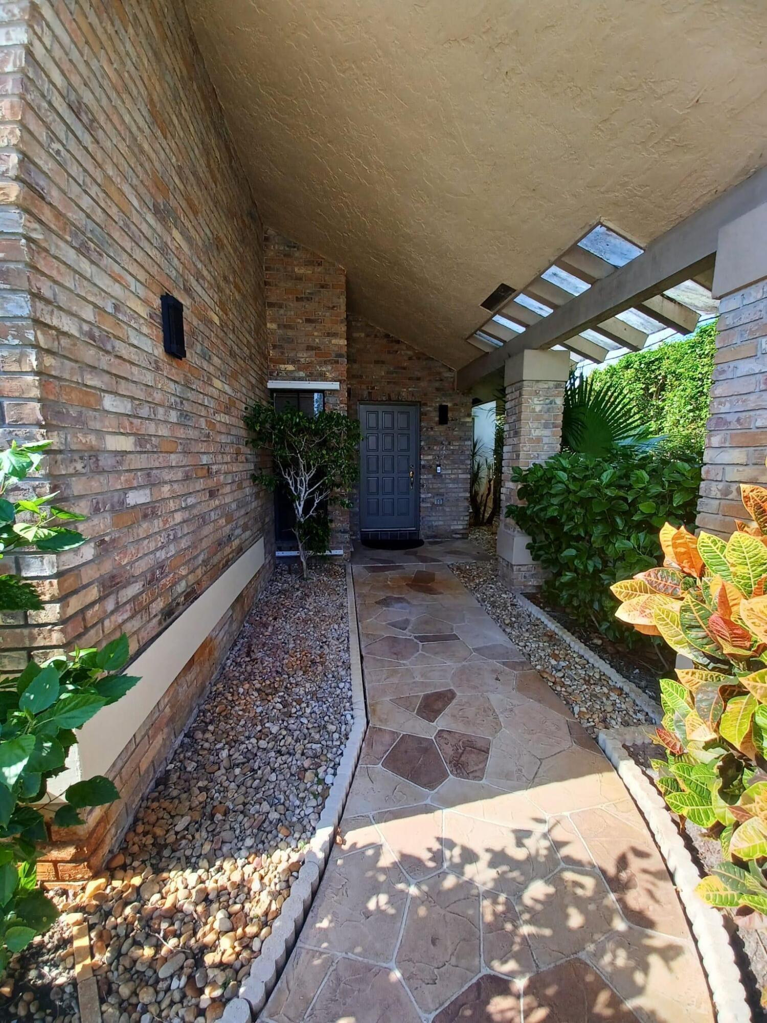 BOCA GREENS 7 - Residential