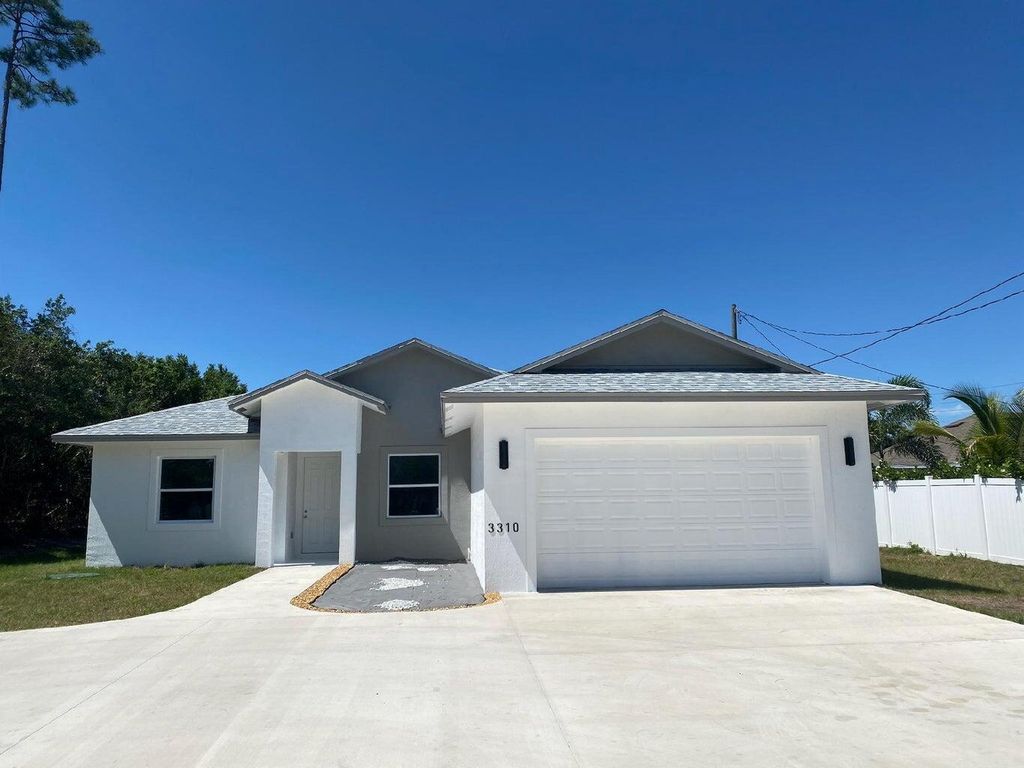 Photo of 3310 SW Savona Boulevard, Port St Lucie, FL 34953 (MLS # R10940396)