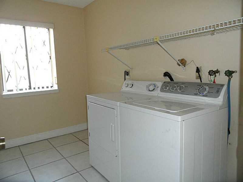 SPRINGTREE LAKES - Residential Lease