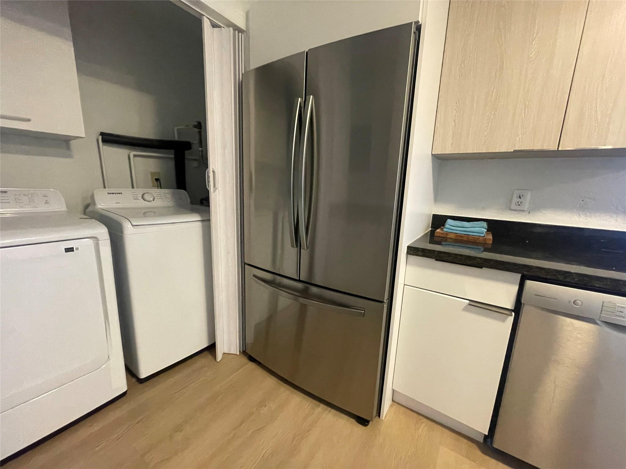 POMPANO PARK SEC 1 - Residential Lease