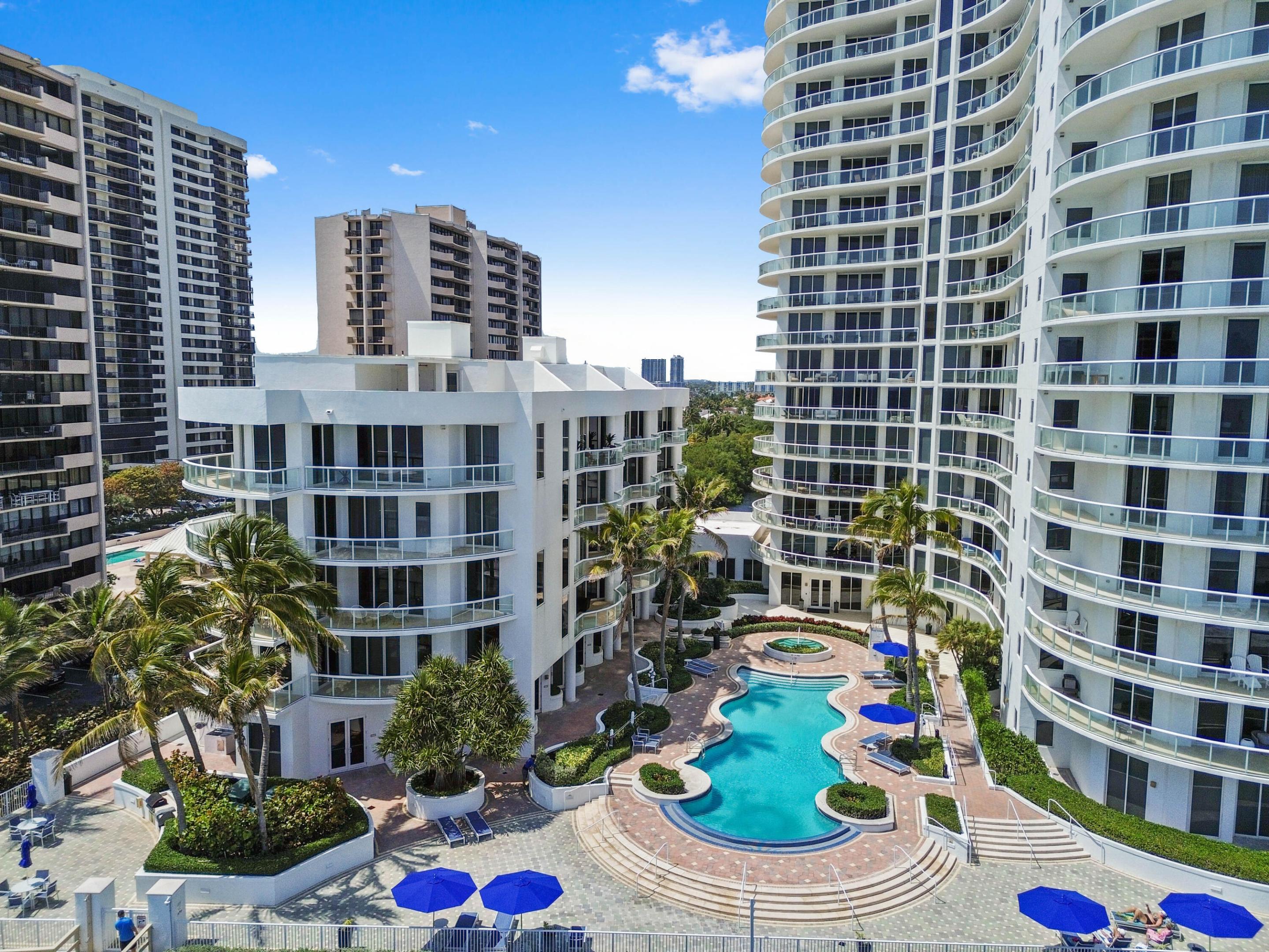 BEACH FRONT AT SINGER ISLAND - Residential