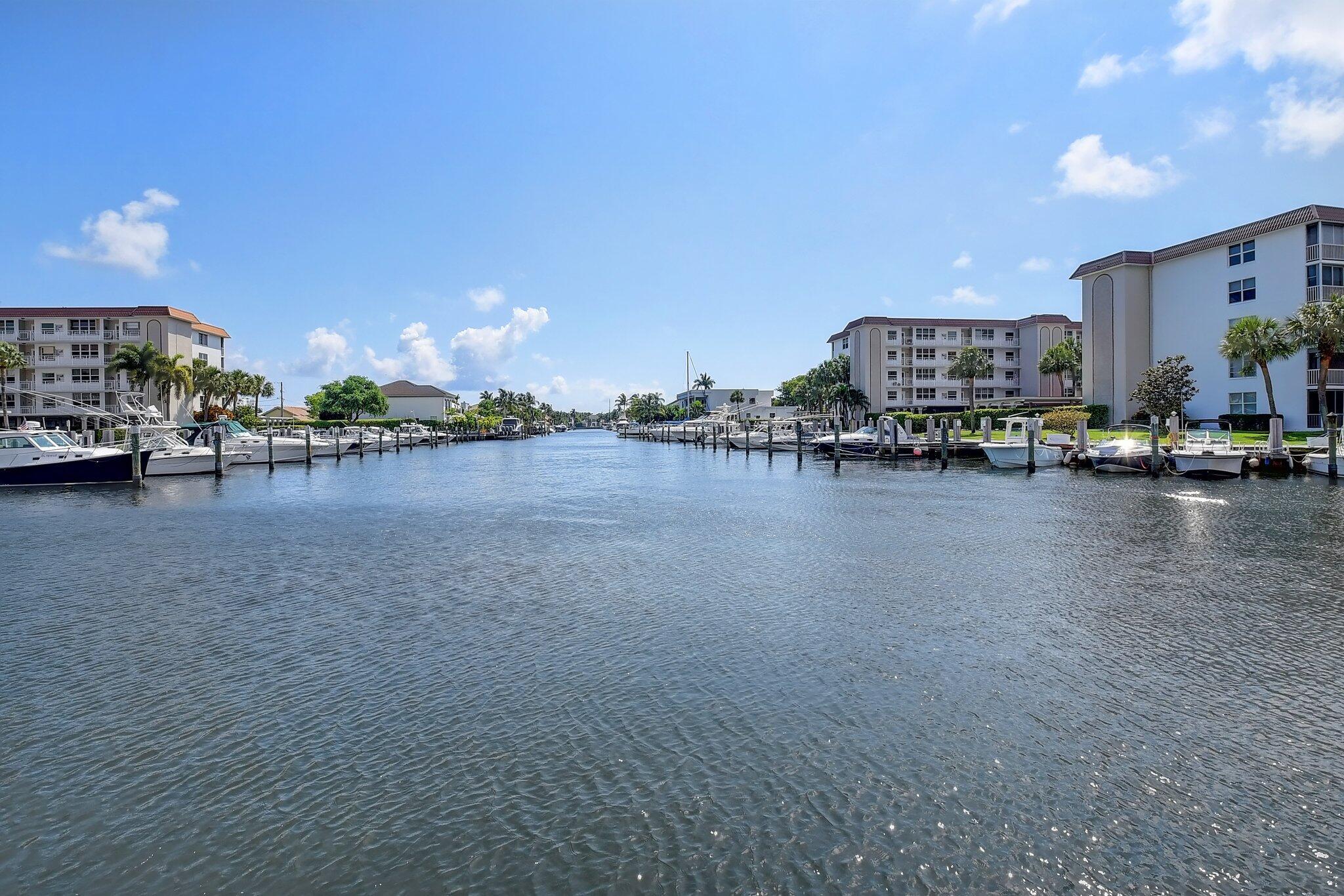 930 Dogwood Drive 358, Delray Beach, FL, 33483/$445,500 1 930 Dogwood Drive 358