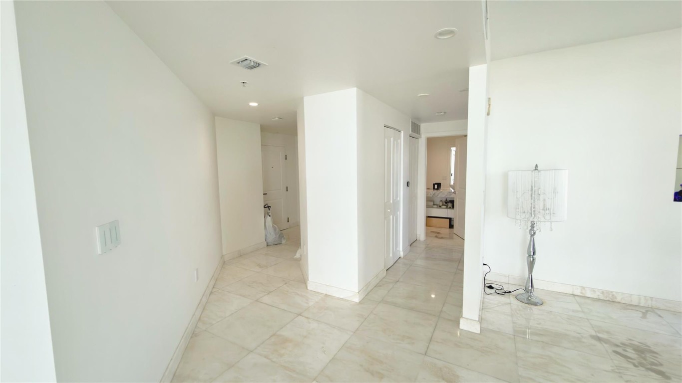 360 Condo B - Residential Lease