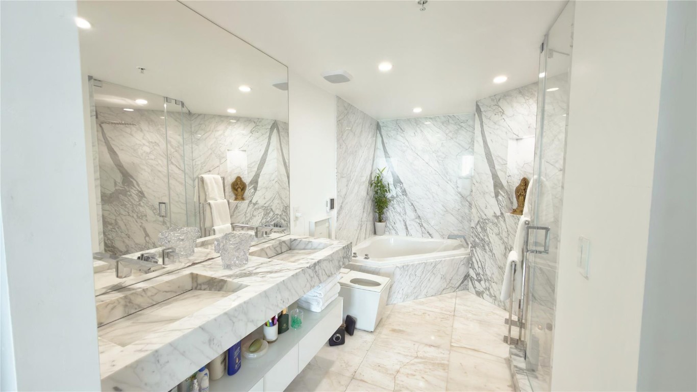 360 Condo B - Residential Lease