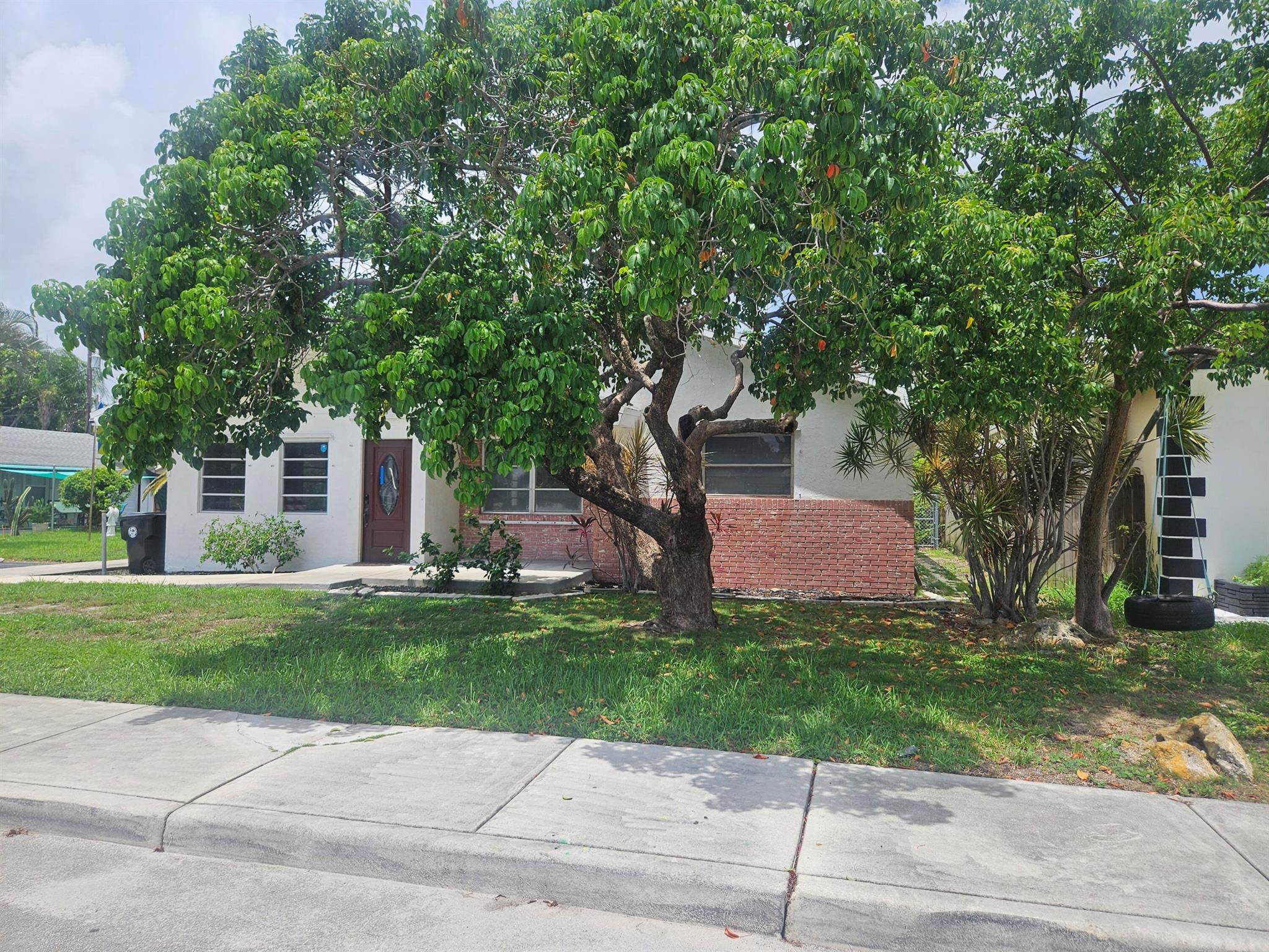 1701 N M Street