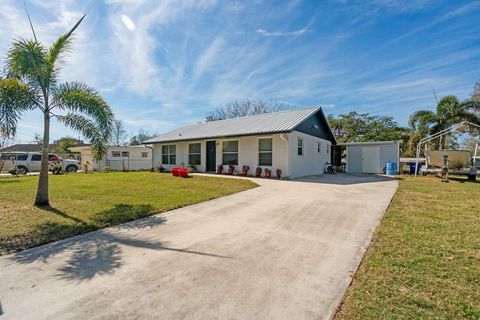 A home in Okeechobee