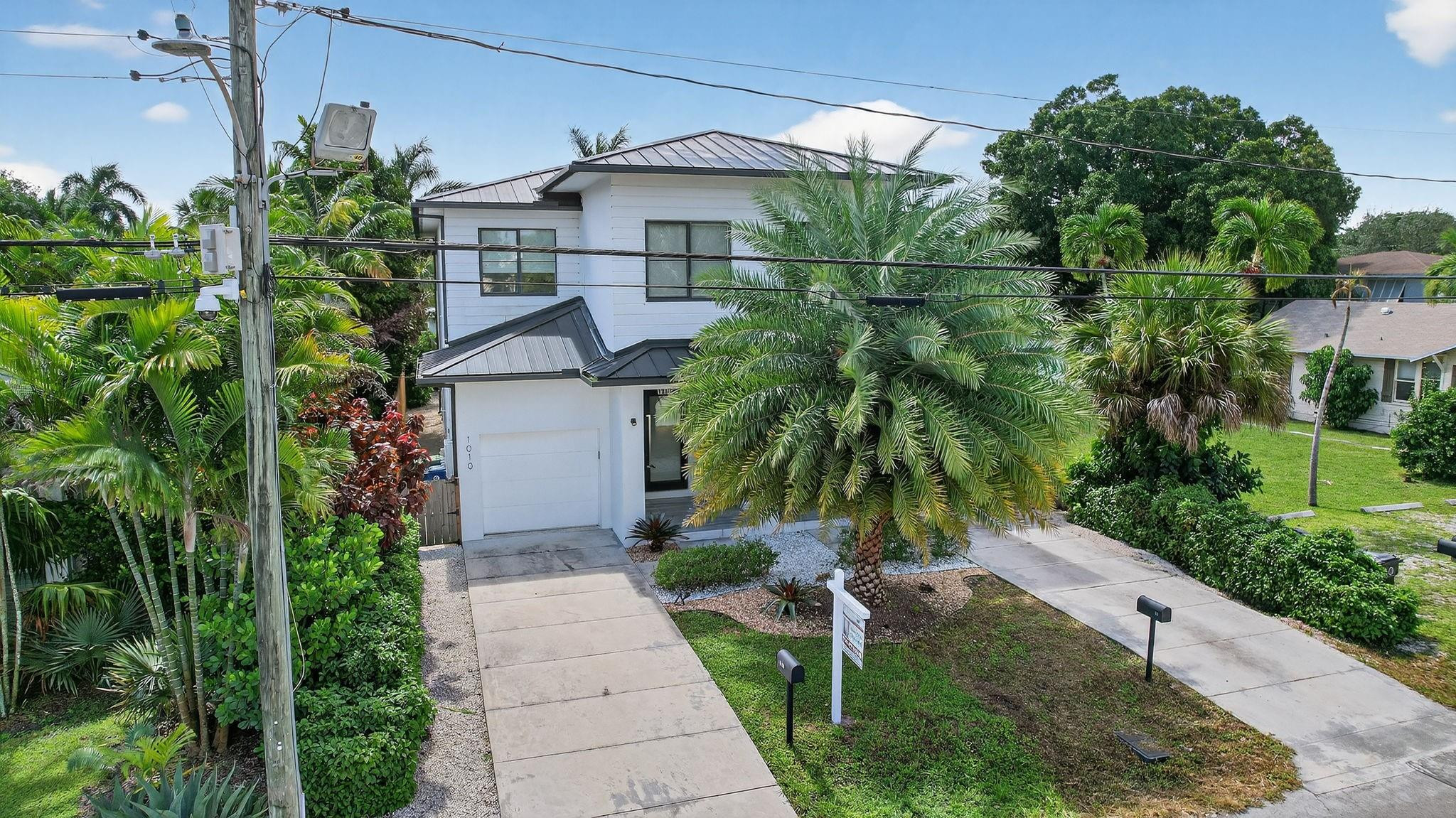 Sailboat bend townhomes - Residential