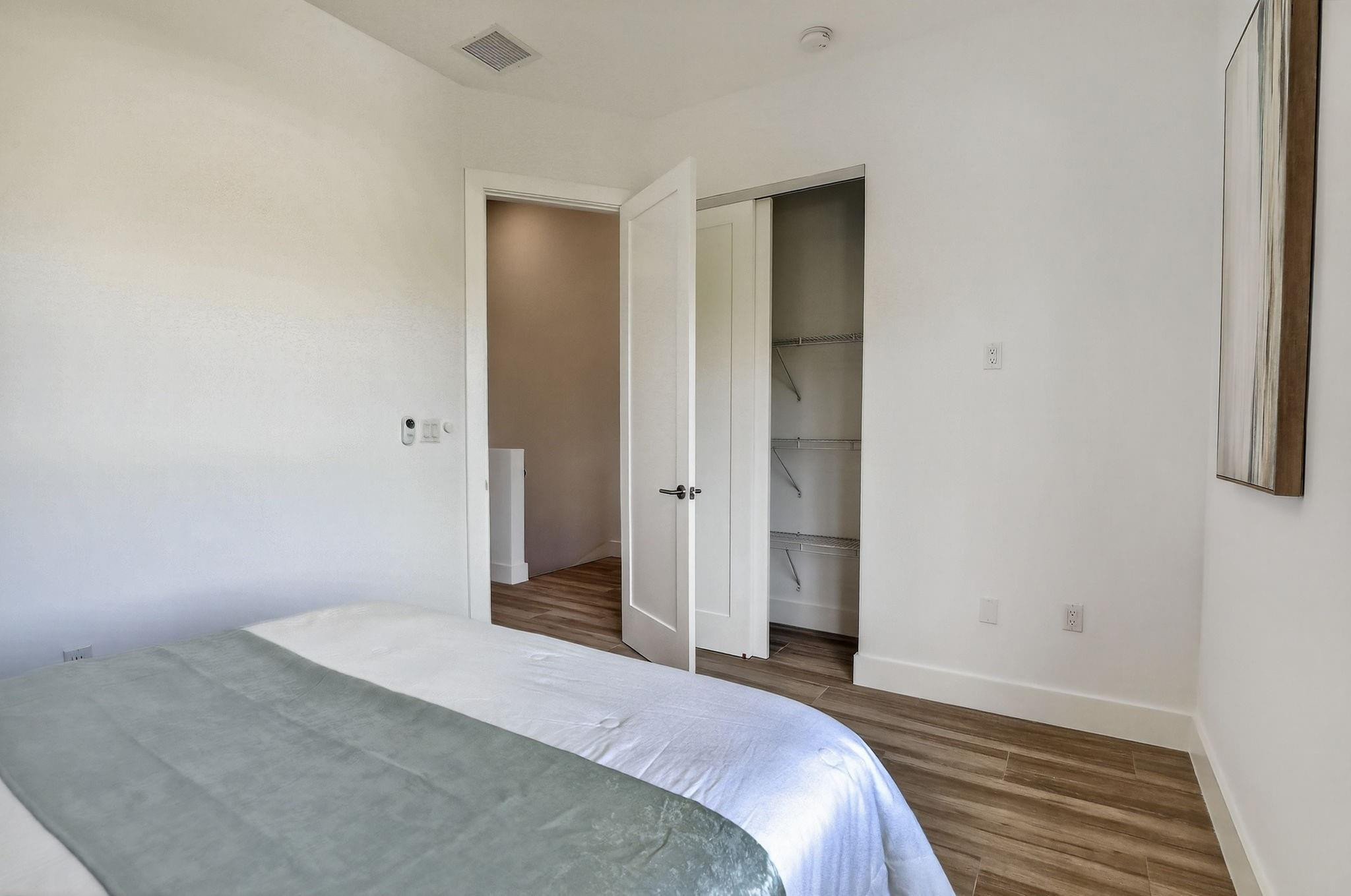 Sailboat bend townhomes - Residential