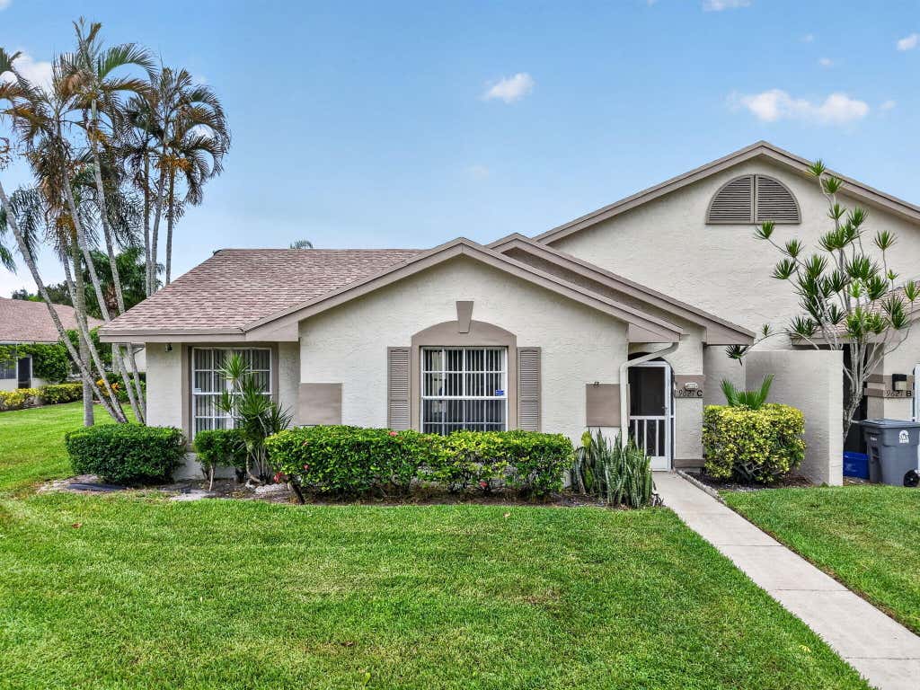 Photo of 9621 BOCA GARDENS Circle N #C, Boca Raton, FL 33496 (MLS # B26060516)