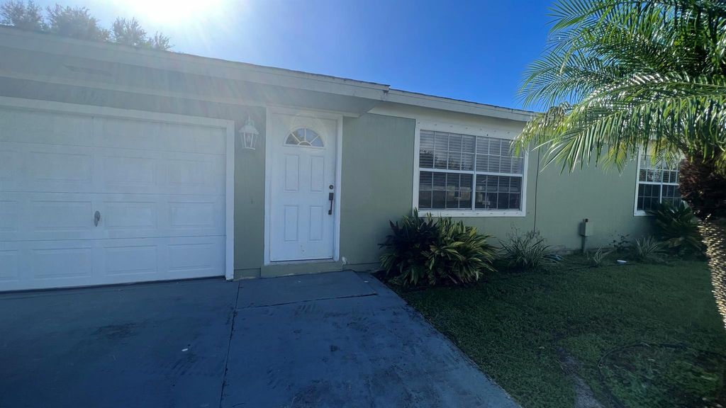 Photo of 1790 SE North Buttonwood Drive, Port St Lucie, FL 34952 (MLS # R11099573)