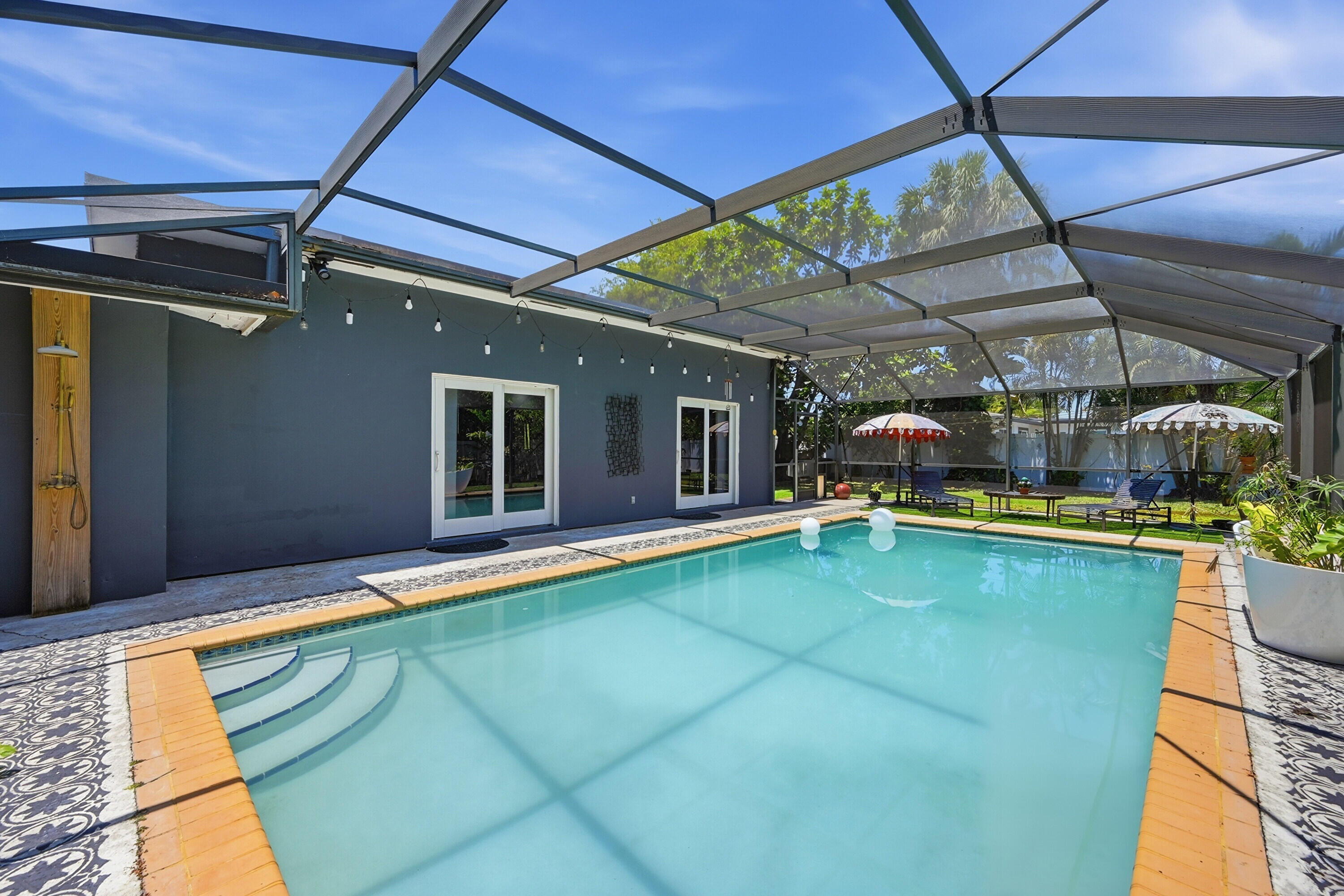 PLANTATION GARDENS SEC 5 - Residential
