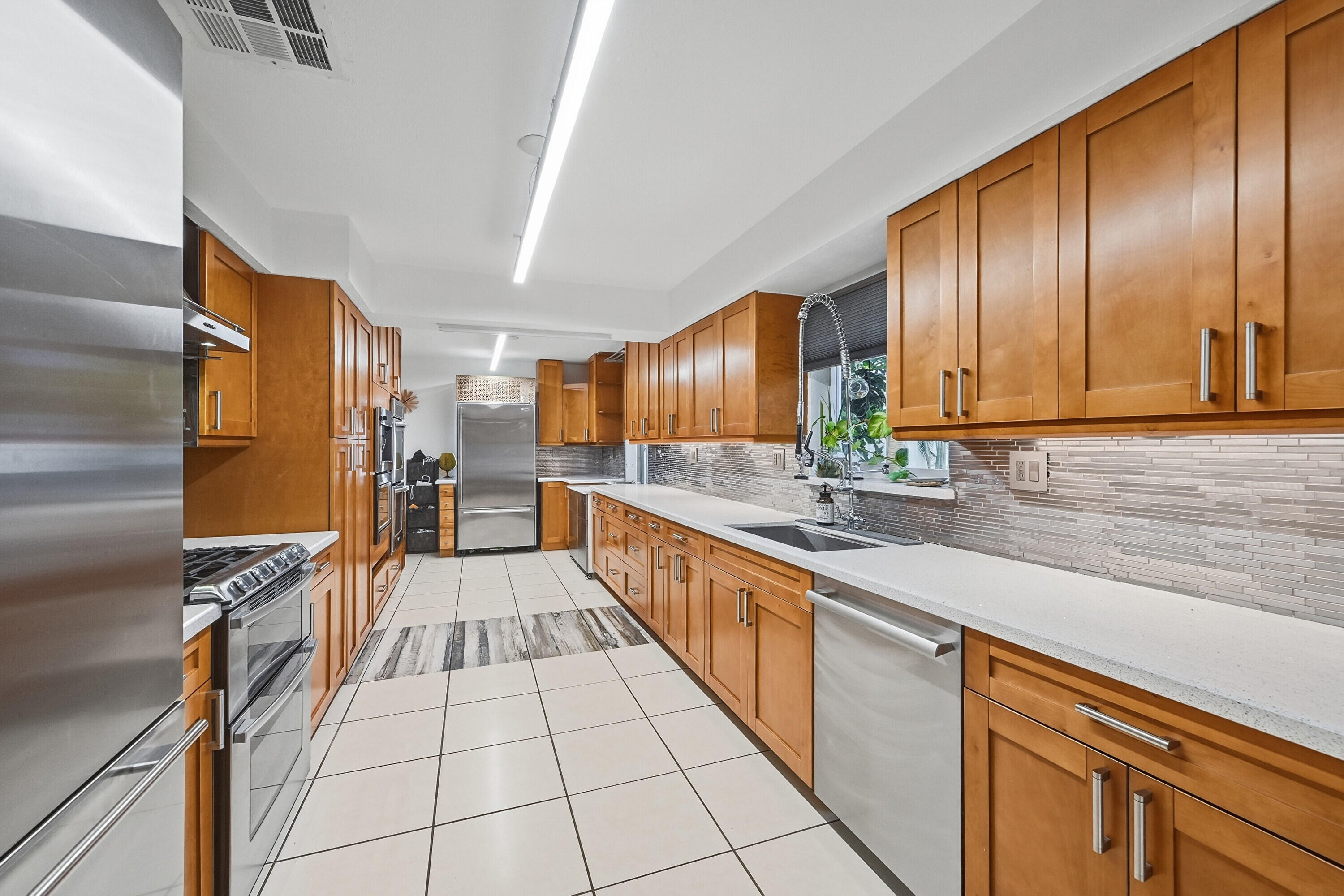 PLANTATION GARDENS SEC 5 - Residential