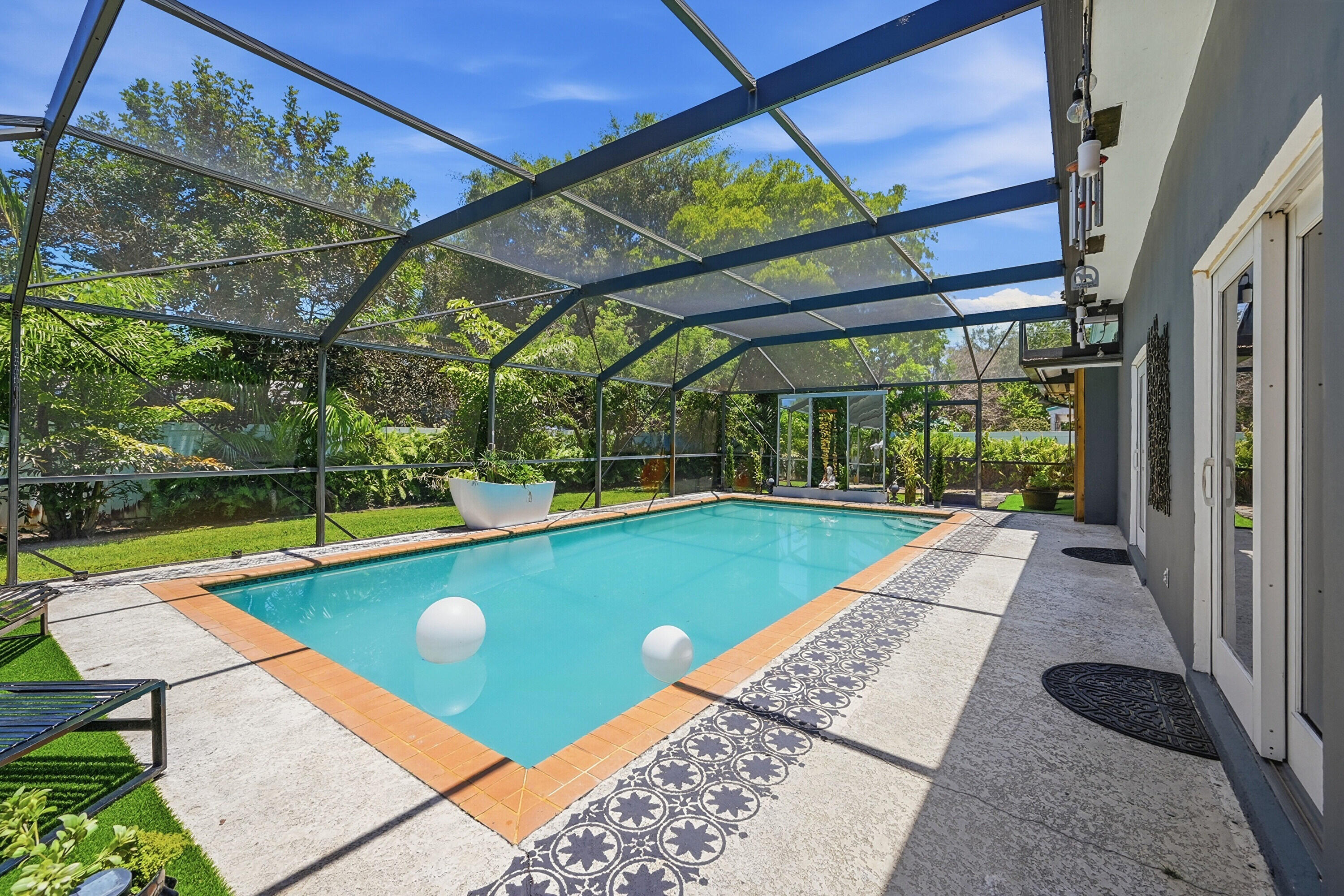 PLANTATION GARDENS SEC 5 - Residential