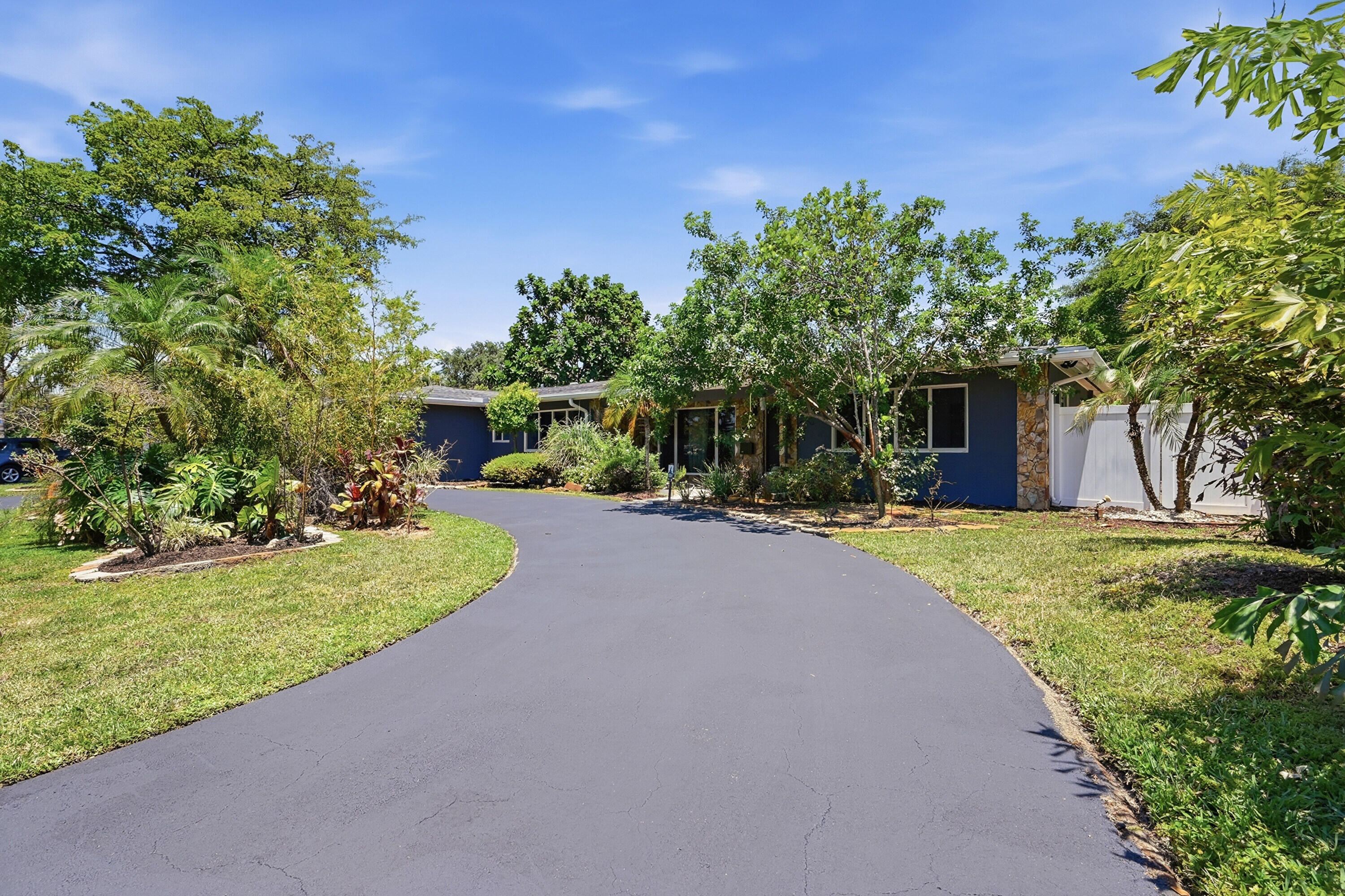 PLANTATION GARDENS SEC 5 - Residential