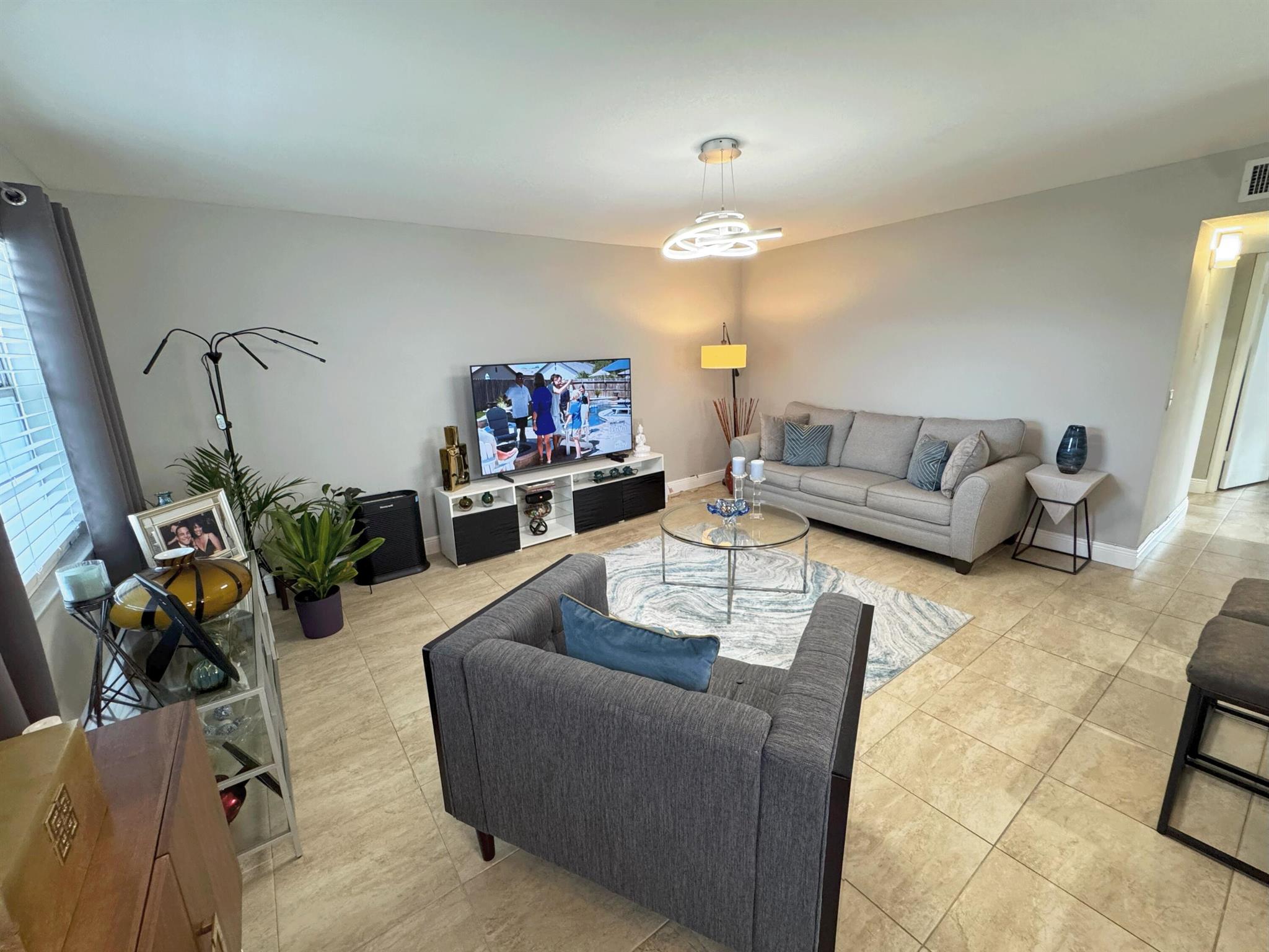View photos, virtual tours, details... 174 Burgundy D