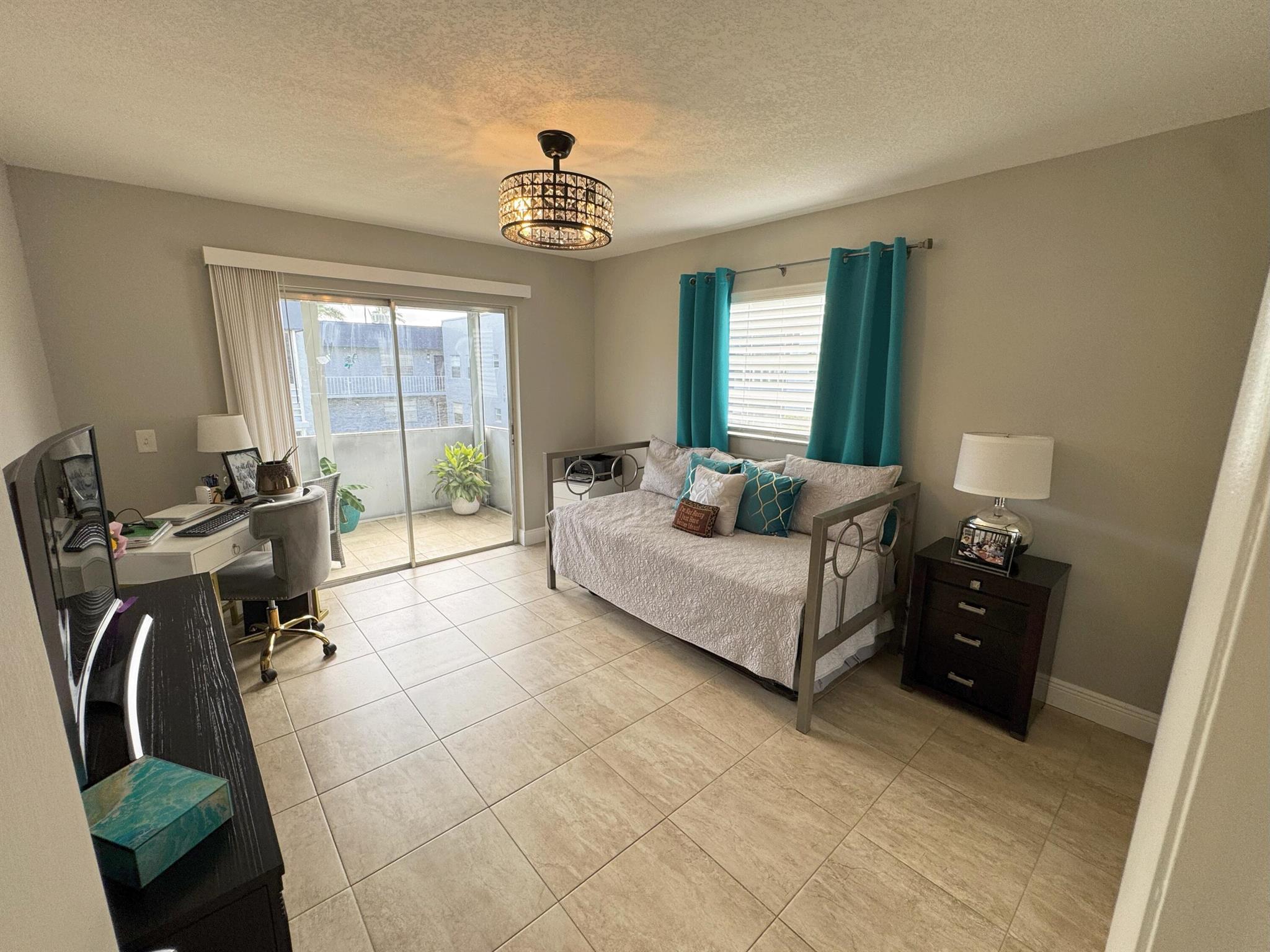 View photos, virtual tours, details... 174 Burgundy D