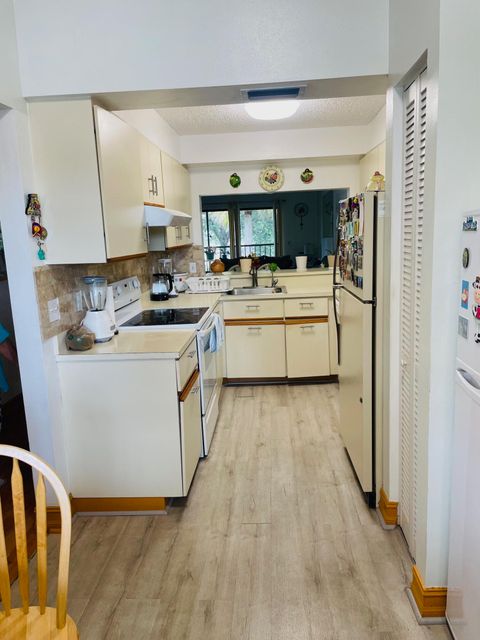 Tiny photo for 7867 Willow Spring Drive #821, Lake Worth, FL 33467 (MLS # R11138036)